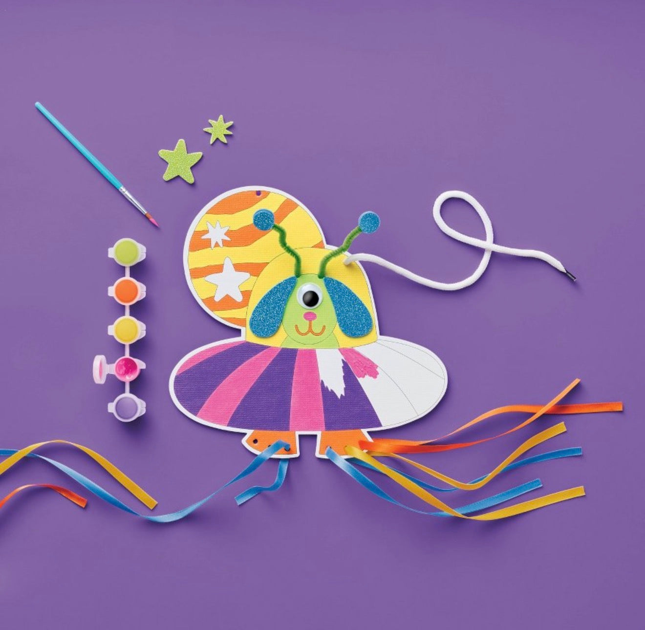 Space Dog Canvas Painting Craft Activity Kit - Mondo Llama
